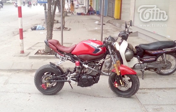 Chang trai 9x che sieu xe Ducati tu xe 'cui bap' hinh anh