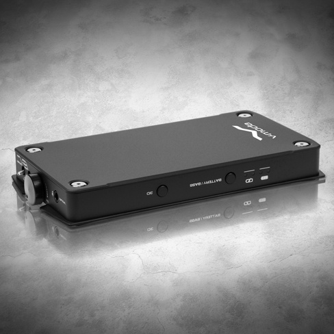 DAC choi nhac lossless cho iPhone gia gan 14 trieu tai VN hinh anh