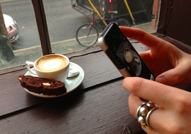 5 loi khuyen khi dung dien thoai thong minh hinh anh