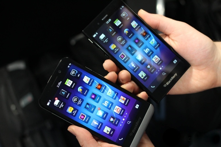 6 lua chon smartphone man hinh lon gia tot cho sinh vien hinh anh