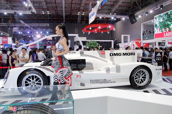 Sieu xe dua Porsche 919 hybrid tai Vietnam Motor Show 2014 hinh anh