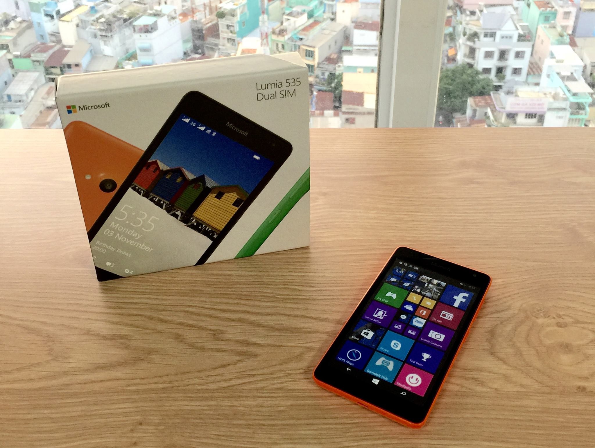 Dap hop Microsoft Lumia 535 tai Viet Nam hinh anh
