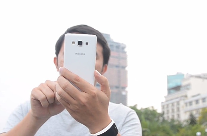 Trai nghiem nhanh Samsung Galaxy A5 tai Viet Nam hinh anh