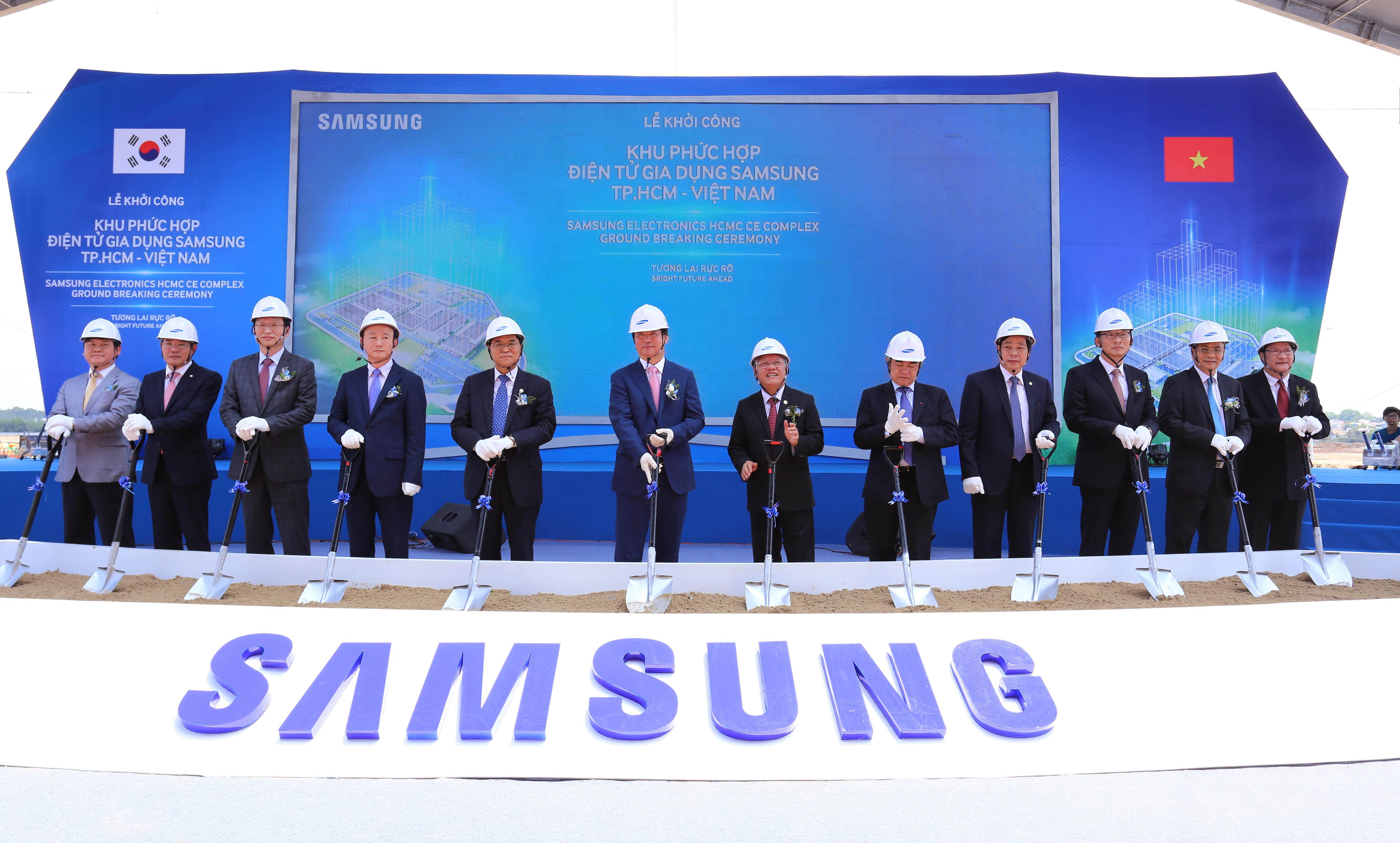 Samsung khoi cong nha may 1,4 ty USD o TP HCM hinh anh