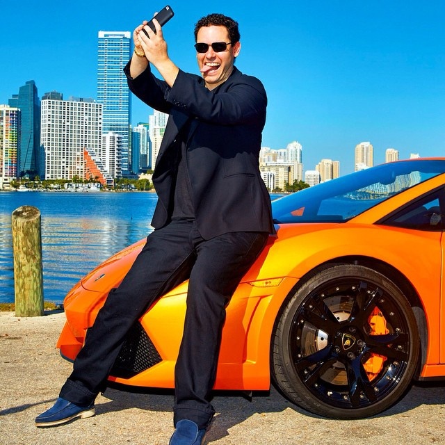 Ghe tham Instagram cua 'Soi gia Pho Wall 2015' hinh anh