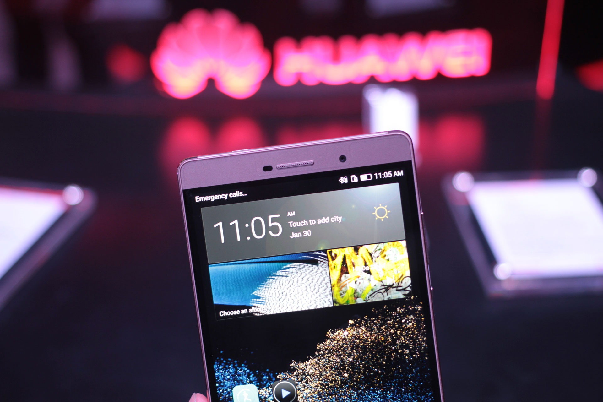 Thuc te Huawei P8 Max khong lo, man hinh 6,8 inch hinh anh