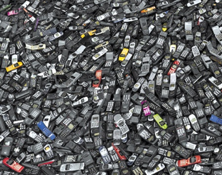 Rac thai dien thoai di ve dau? hinh anh