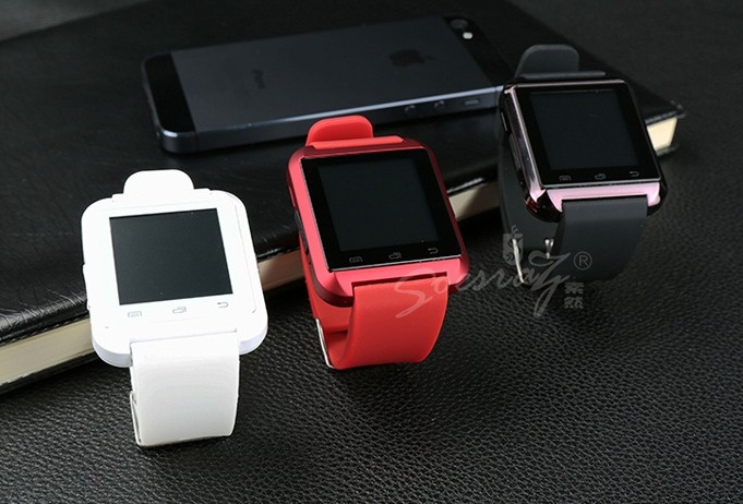 Tran ngap smartwatch Trung Quoc gia re tai Viet Nam hinh anh