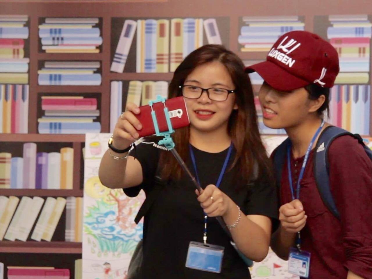 6 dieu thu vi tai duong sach TP HCM hinh anh