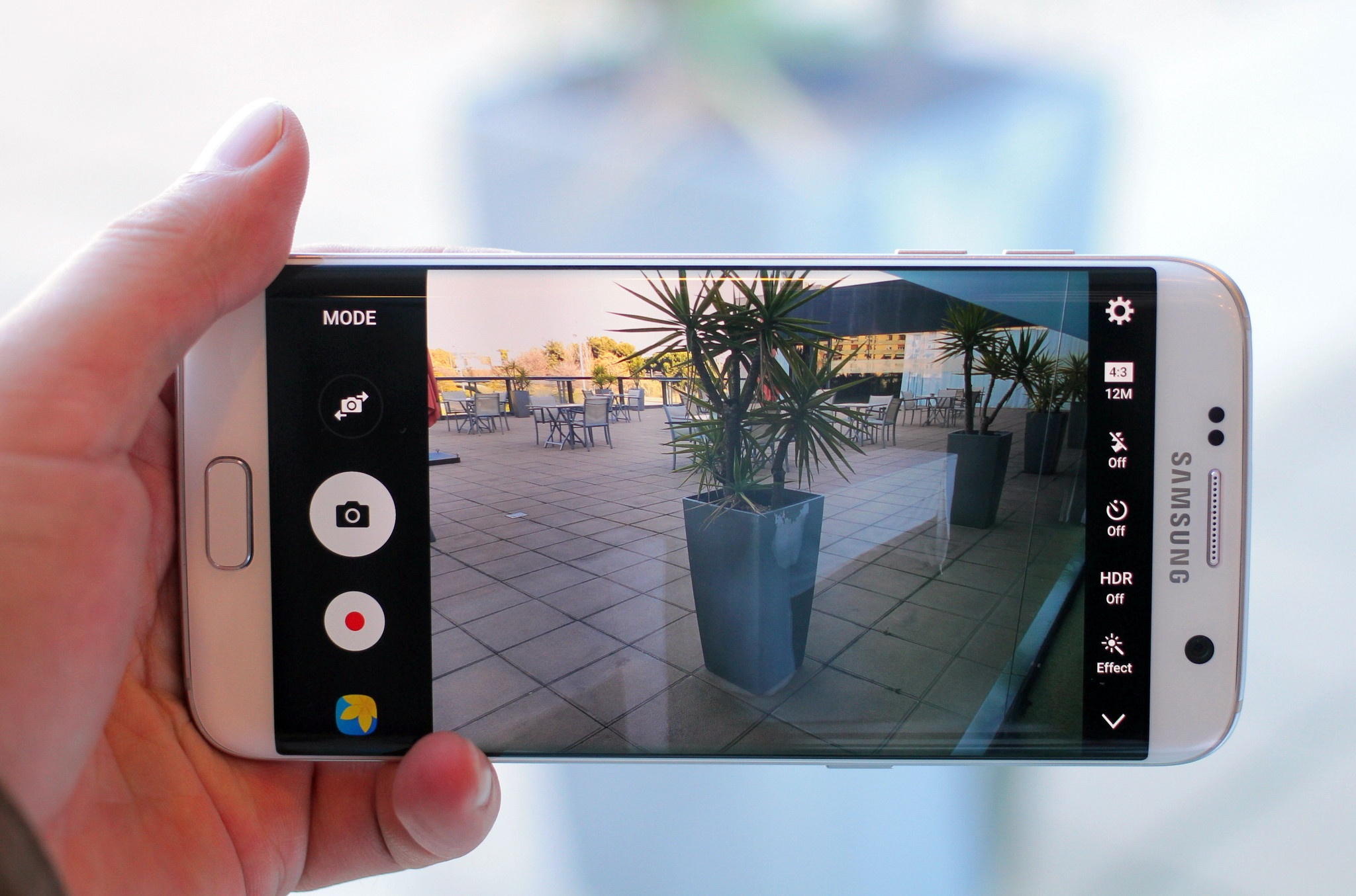 Trai nghiem nhanh Galaxy S7 edge hinh anh