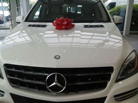 Hang chuc nghin nguoi bi lua trung xe Mercedes tren Facebook hinh anh