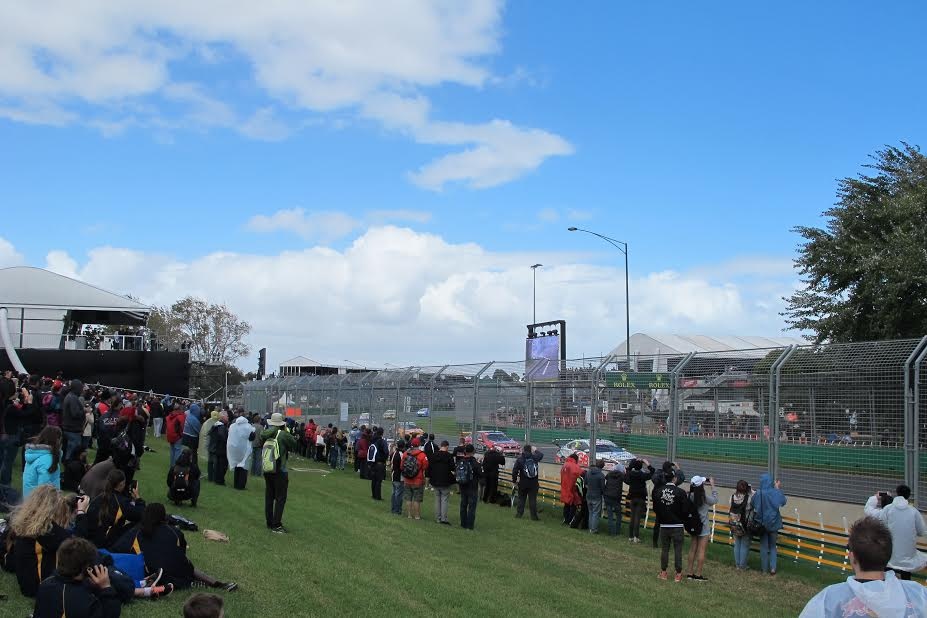 Giải đua công thức 1 ở Melbourne ảnh 1 Giai dua cong thuc 1 o Melbourne anh 1