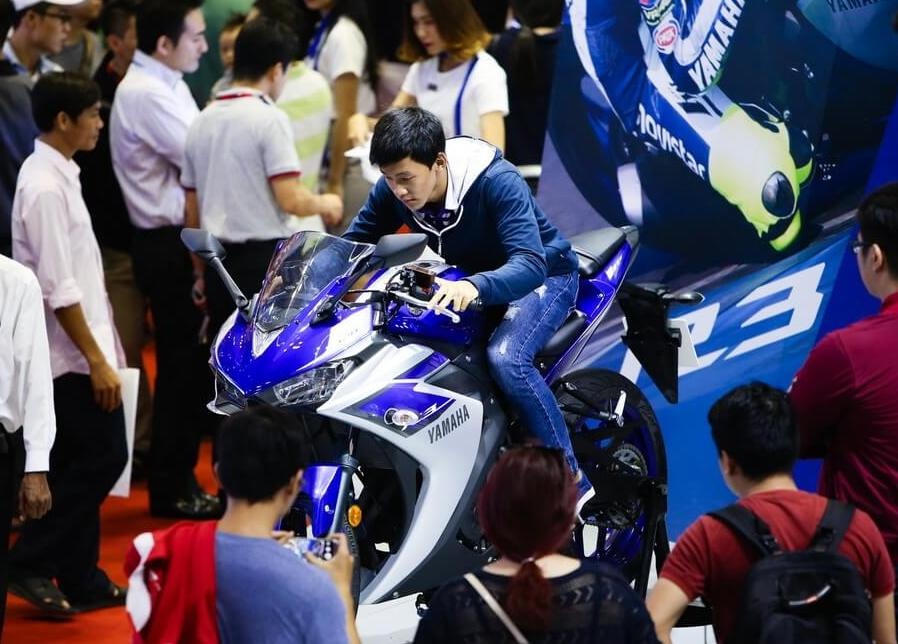 'Bua tiec' moto, xe may tai Vietnam Motorcycle Show 2016 hinh anh