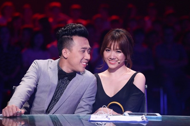 Hari Won va Tran Thanh chat chem nhau tren ghe nong hinh anh