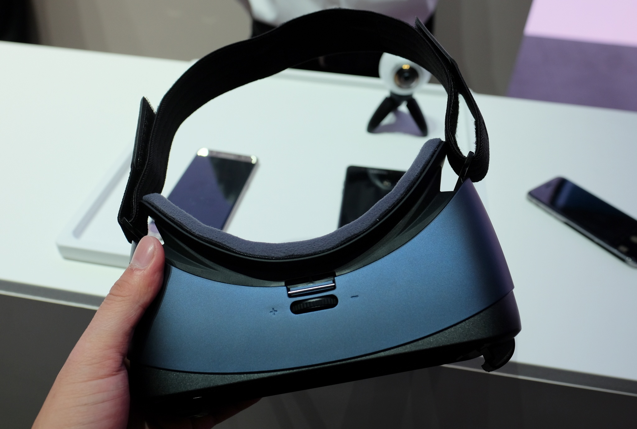 Samsung Gear VR cho Galaxy Note 7 anh 1