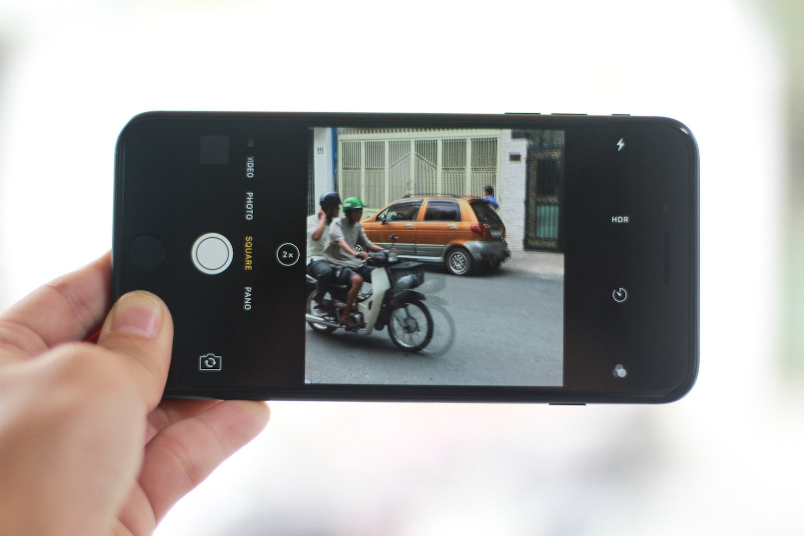 iPhone 7 Plus ve Viet Nam anh 13