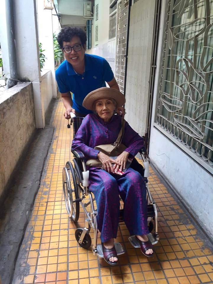 Nghe si cai luong Ut Bach Lan qua doi anh 2