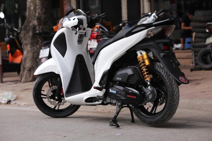 Honda SH 2017 do dan phu kien hang hieu hinh anh