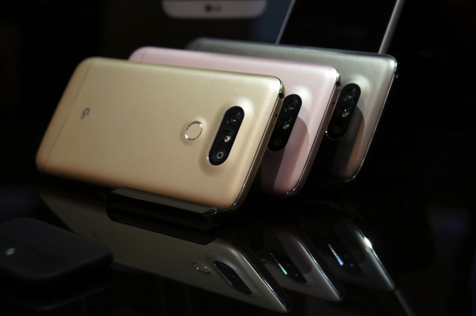 điện thoại chính hãng mới ảnh 4 dien thoai chinh hang moi anh 4