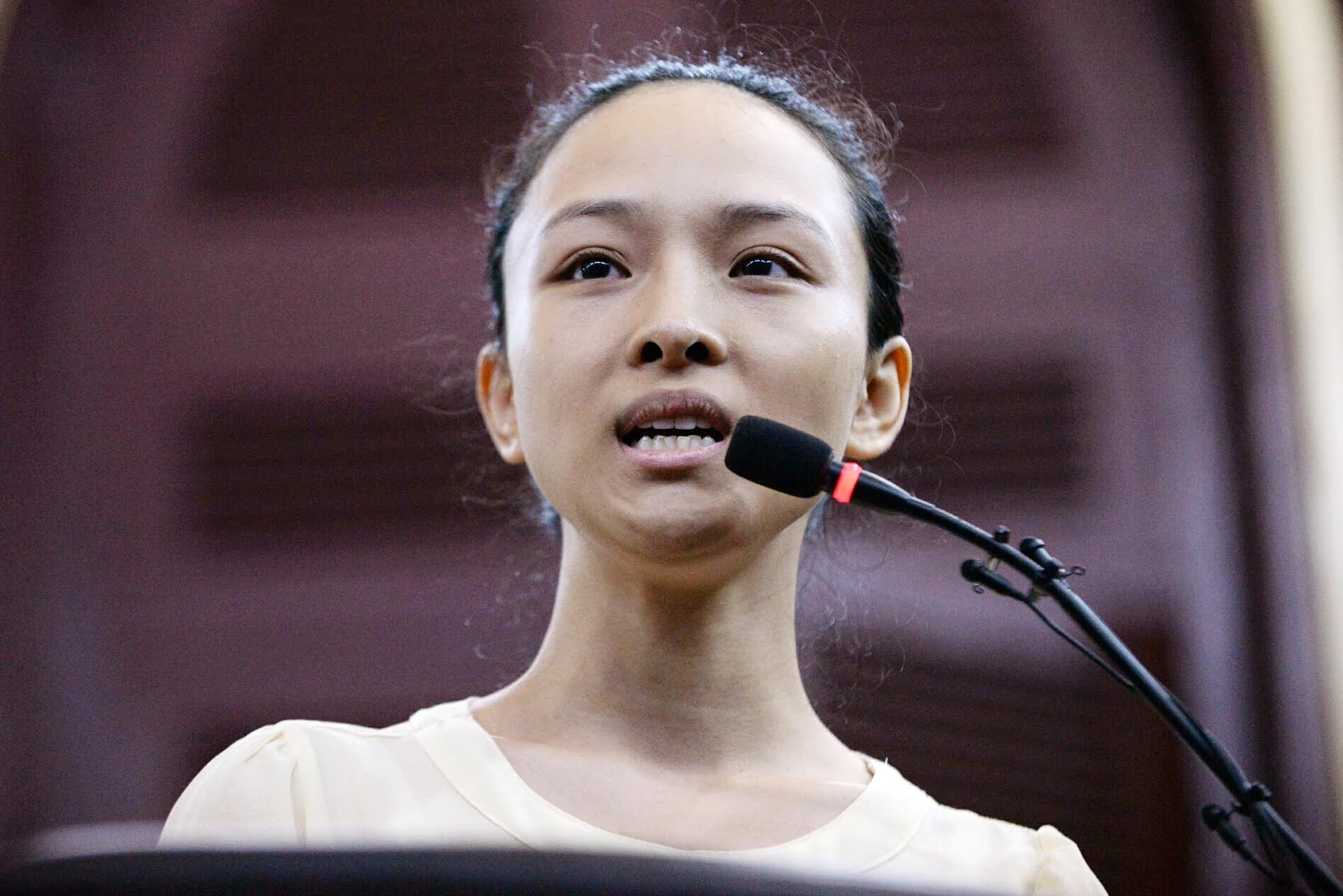 Tong hop 4 ngay xu vu hoa hau Phuong Nga hinh anh