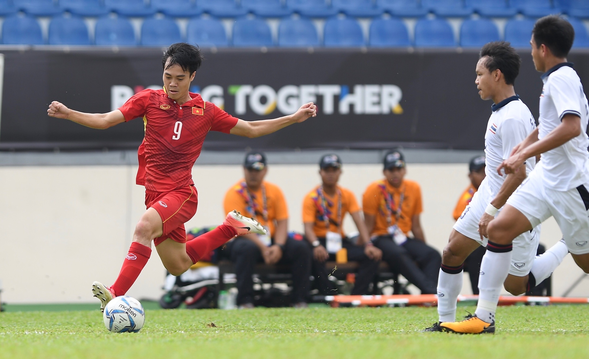 Viet Nam thua Thai Lan Sea games 29 anh 21