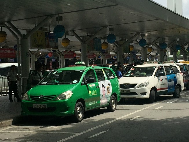 Toyota Innova - xe quoc dan ngu quen tren chien thang o Viet Nam hinh anh