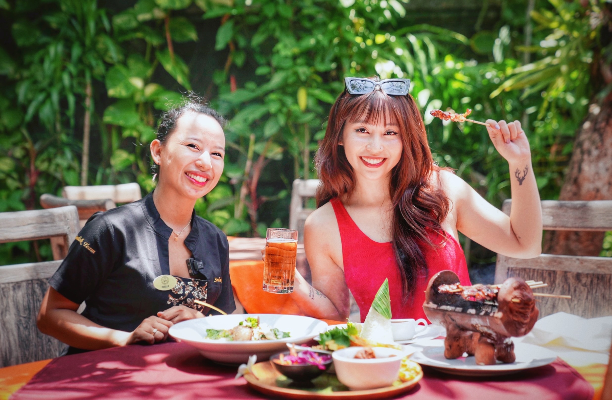 Nha hang o Bali: Chung toi se moi ong Biden mon thit nuong sa te hinh anh