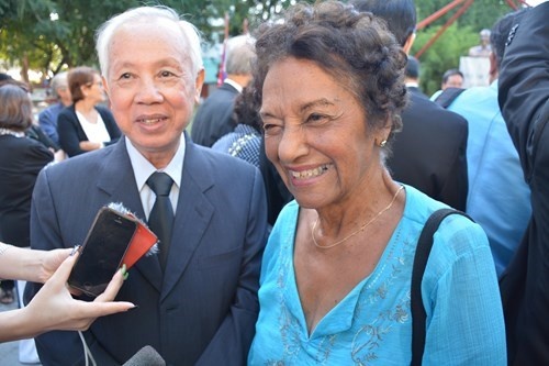 Phong van Bac Ho anh 4