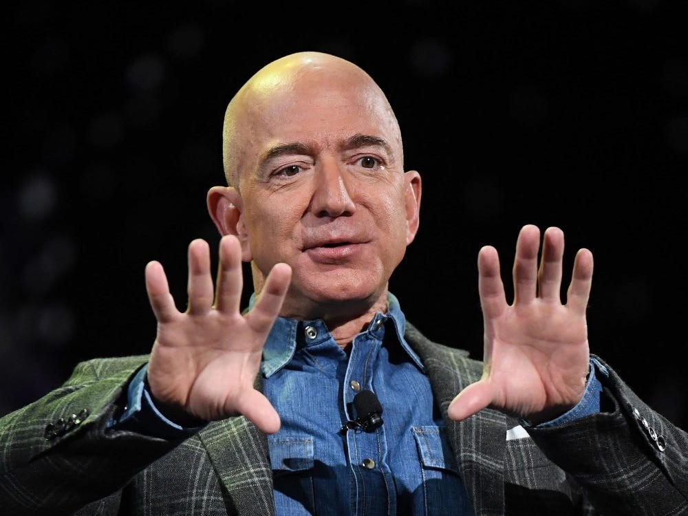 Jeff Bezos: 'Toi muon Amazon tro thanh hieu sach lon nhat Trai Dat' hinh anh