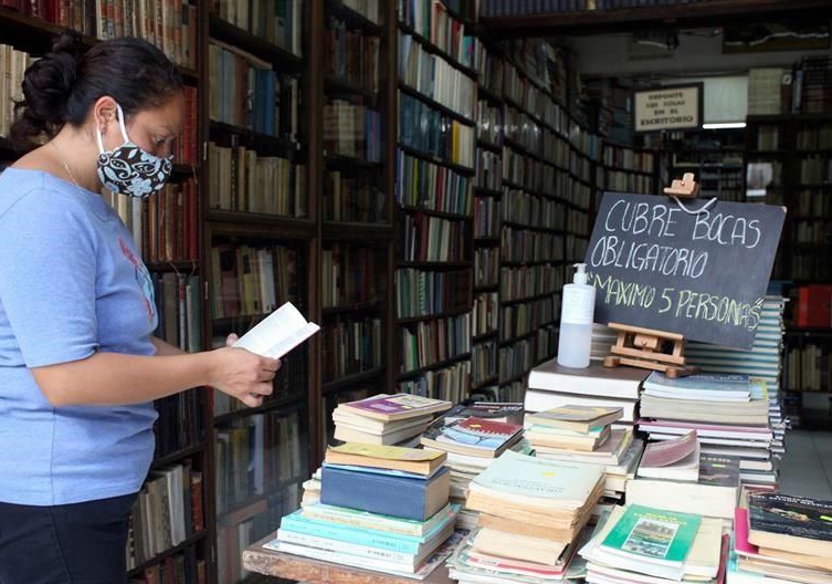 Nganh xuat ban My Latinh ra sao giua dai dich? hinh anh