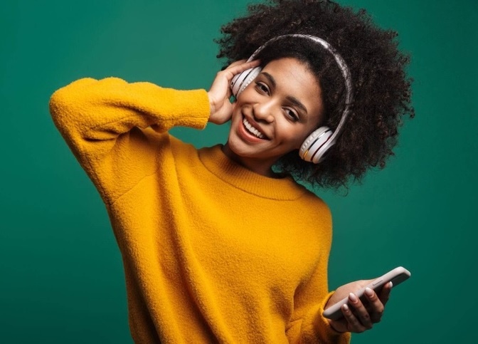 ‘Con sot’ podcast o Tay Ban Nha hinh anh