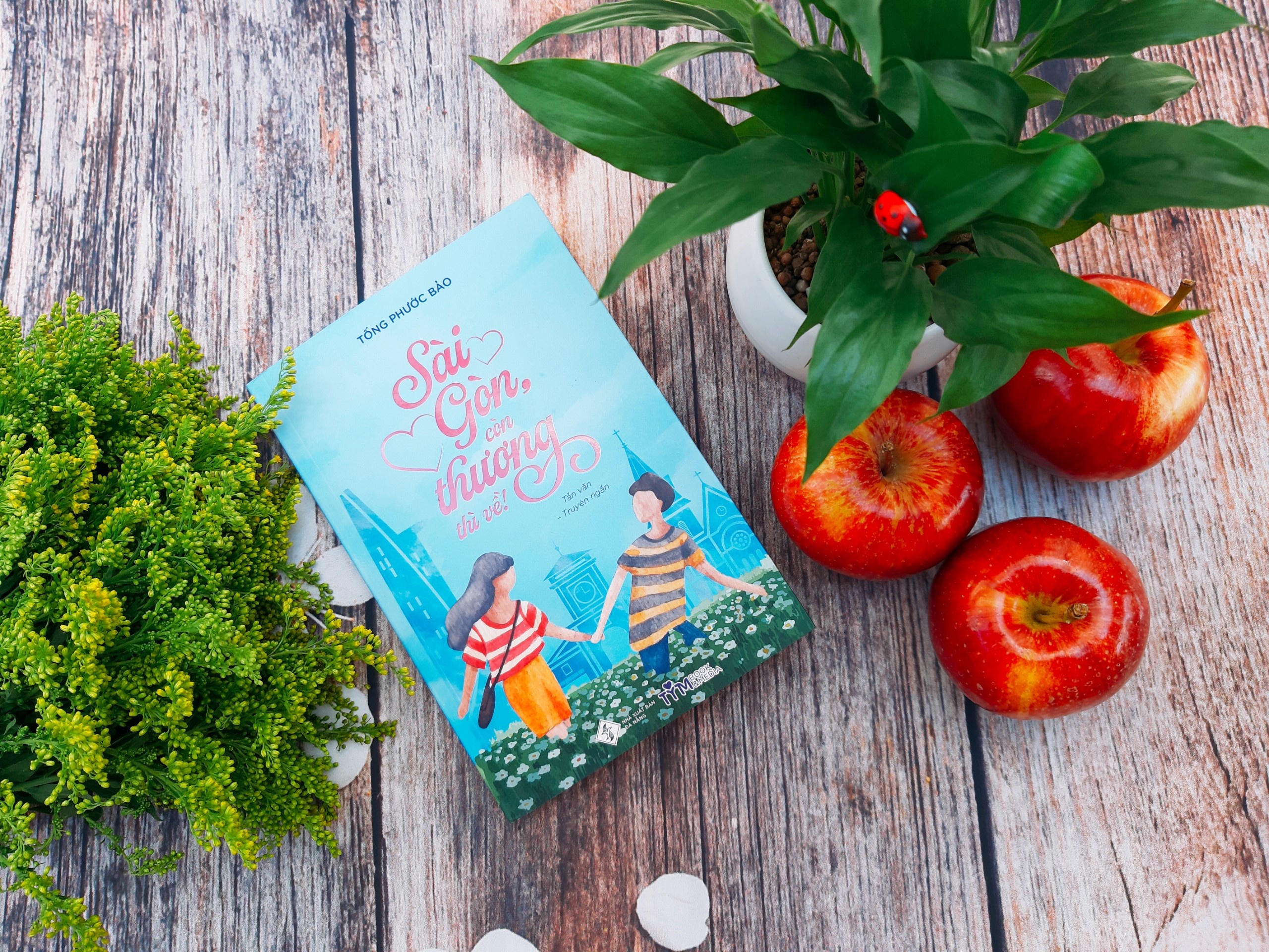 Nha van tre viet sach mua dich anh 3