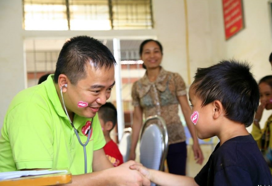 Bac si Nguyen Lan Hieu ke chuyen hoc nghe Y hinh anh