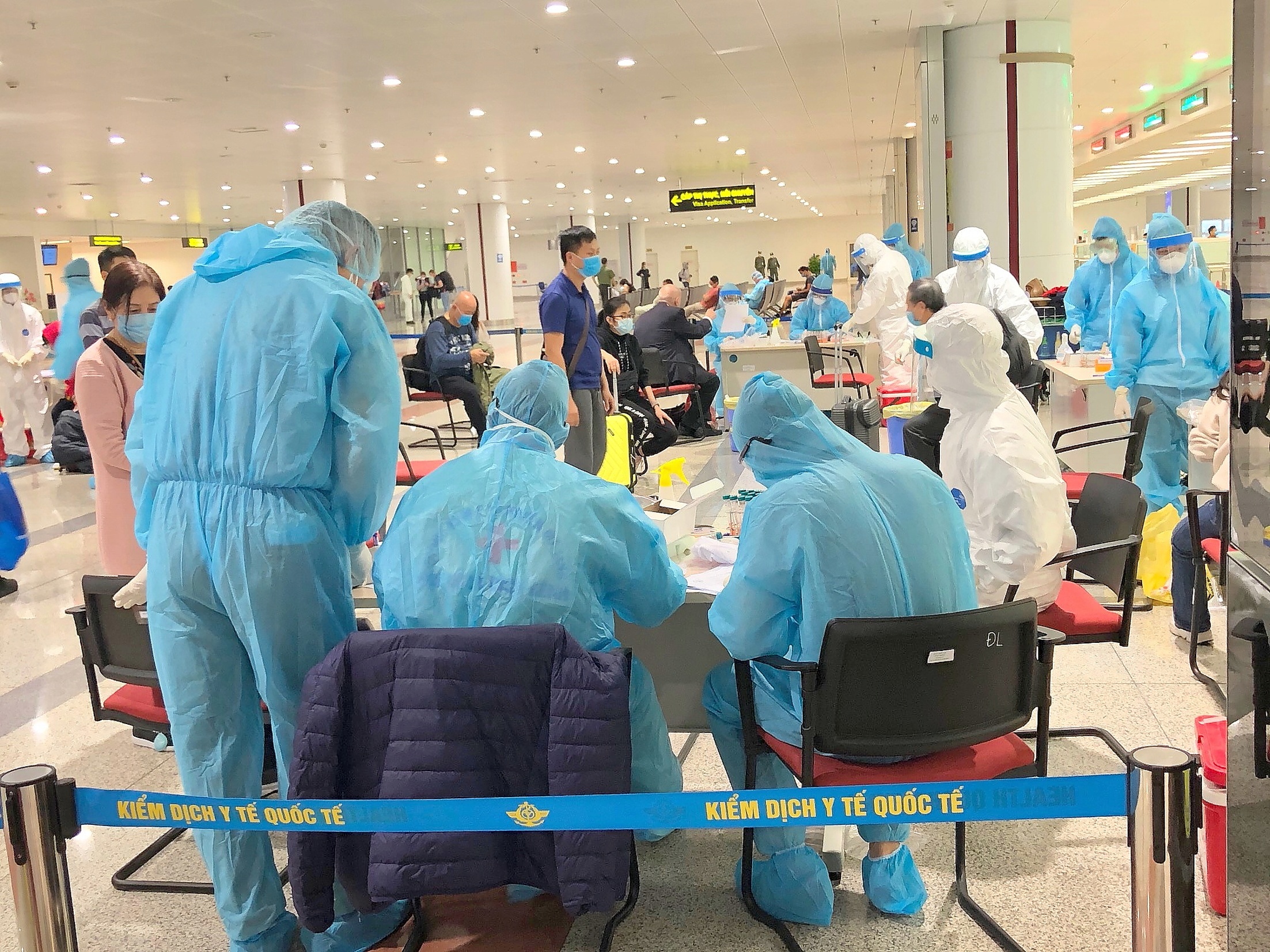 Hanh trinh bay ve nuoc mua dich anh 1