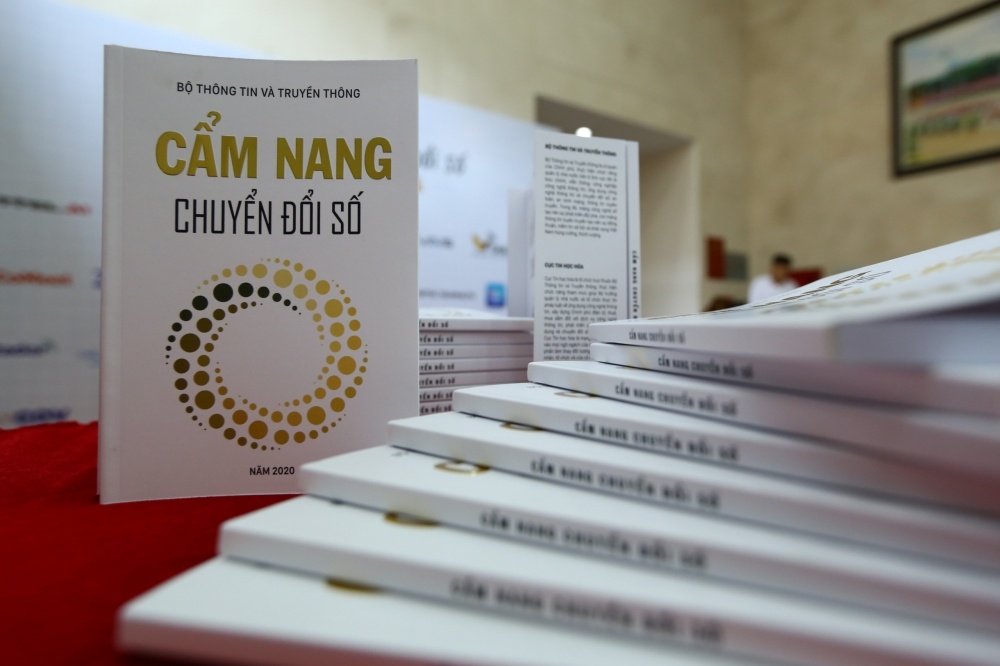 chuyen doi so trong doanh nghiep anh 1