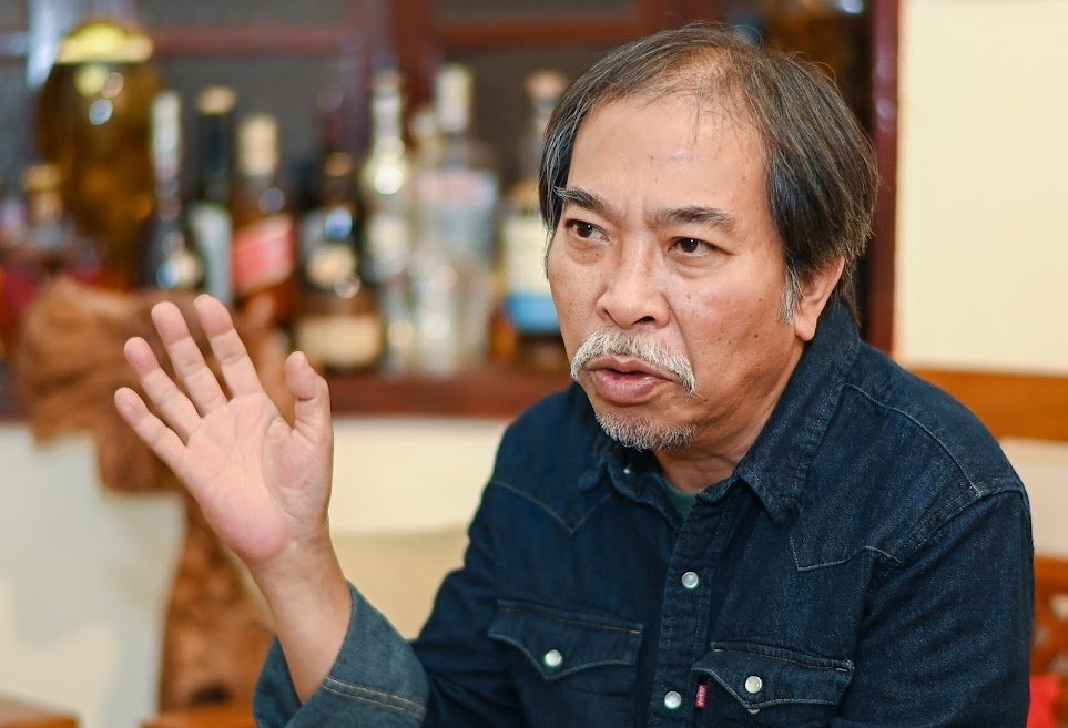 Nha van Nguyen Quang Thieu: 'Sach dan den khong gian mo cho cuoc song' hinh anh