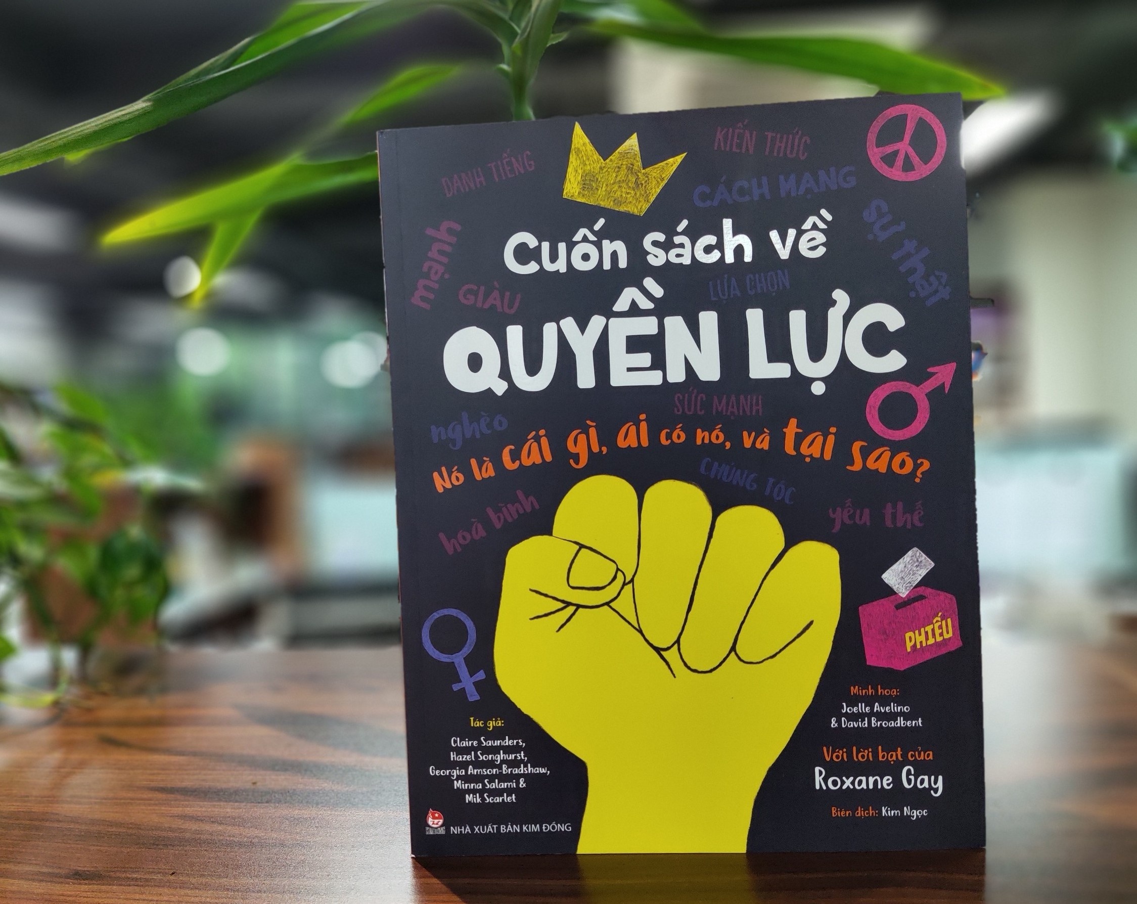 Cuon sach ve quyen luc cua tre nho hinh anh