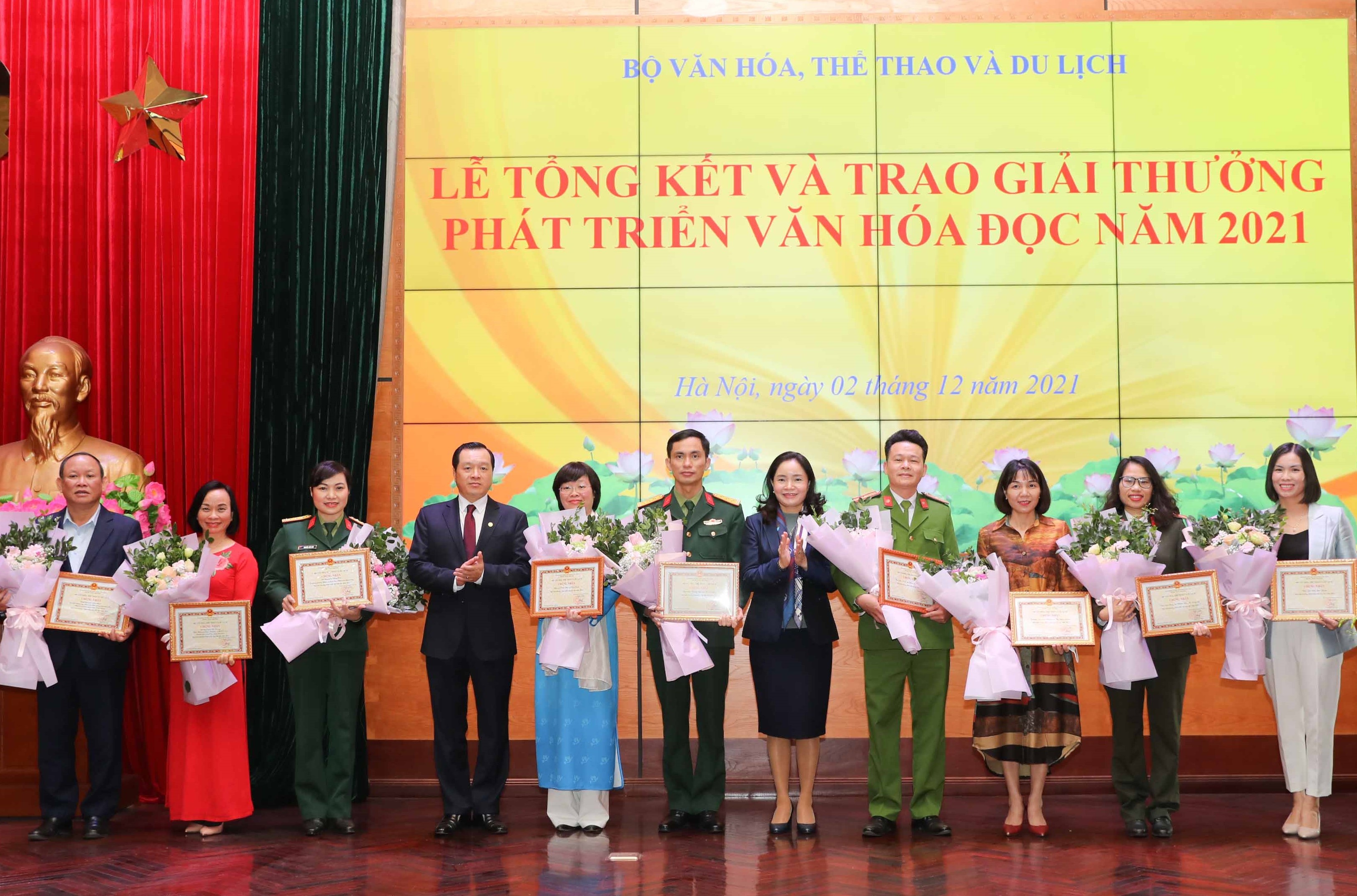 Giai thuong Phat trien van hoa doc anh 2