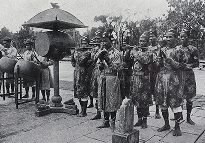 Tet xua trong hoang cung hinh anh