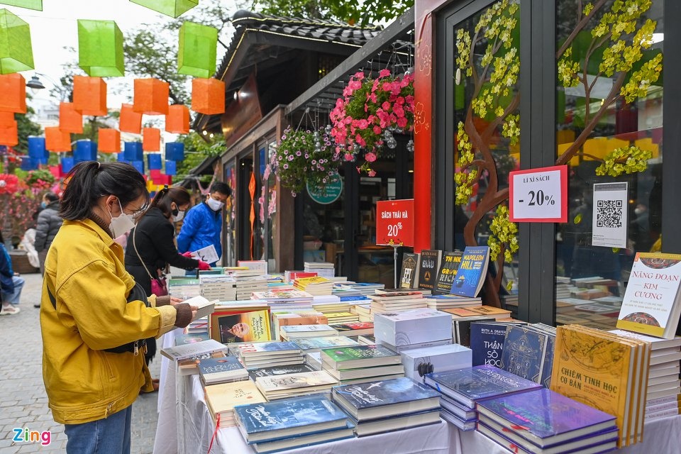 Pho sach Xuan Nham Dan anh 3