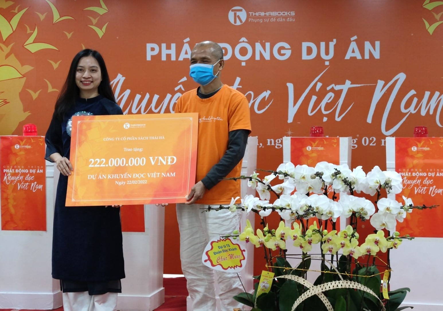 Phat dong du an ‘Khuyen doc Viet Nam’ hinh anh