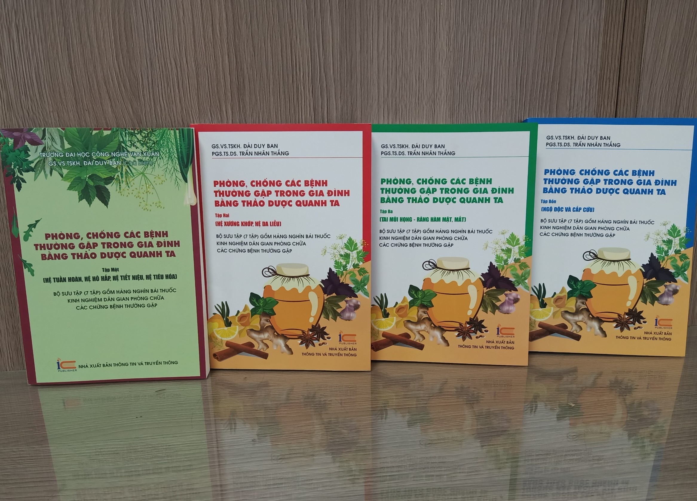 Phong, chua benh bang thao duoc hinh anh