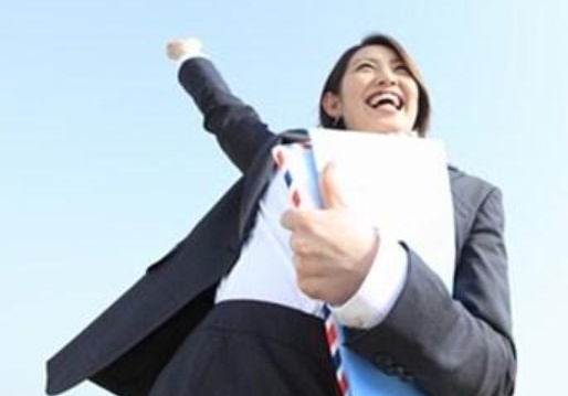 Niem kieu hanh tren doi giay cao got hinh anh