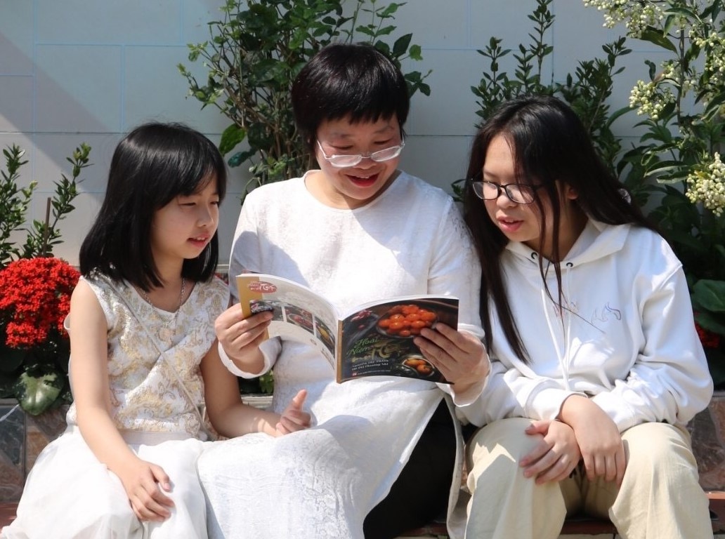 Khoi day cam hung doc sach cho tre hinh anh