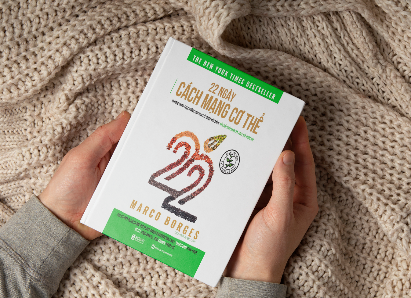 sach cham soc suc khoe anh 2