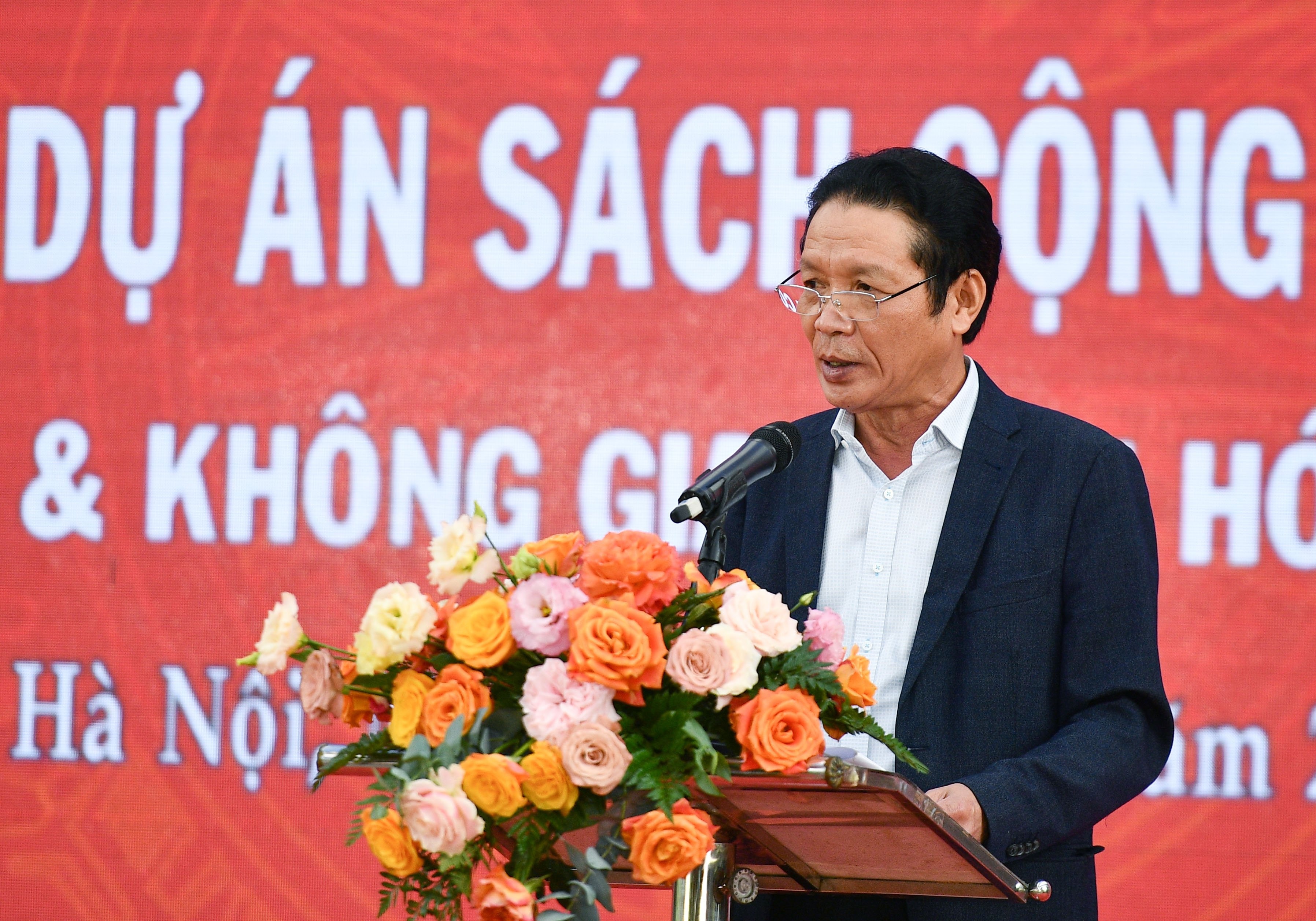 Le phat dong phong trao doc sach anh 1