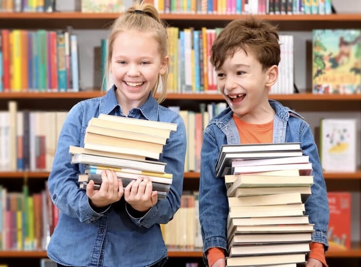 Xu huong doc sach cua tre em tren the gioi hinh anh