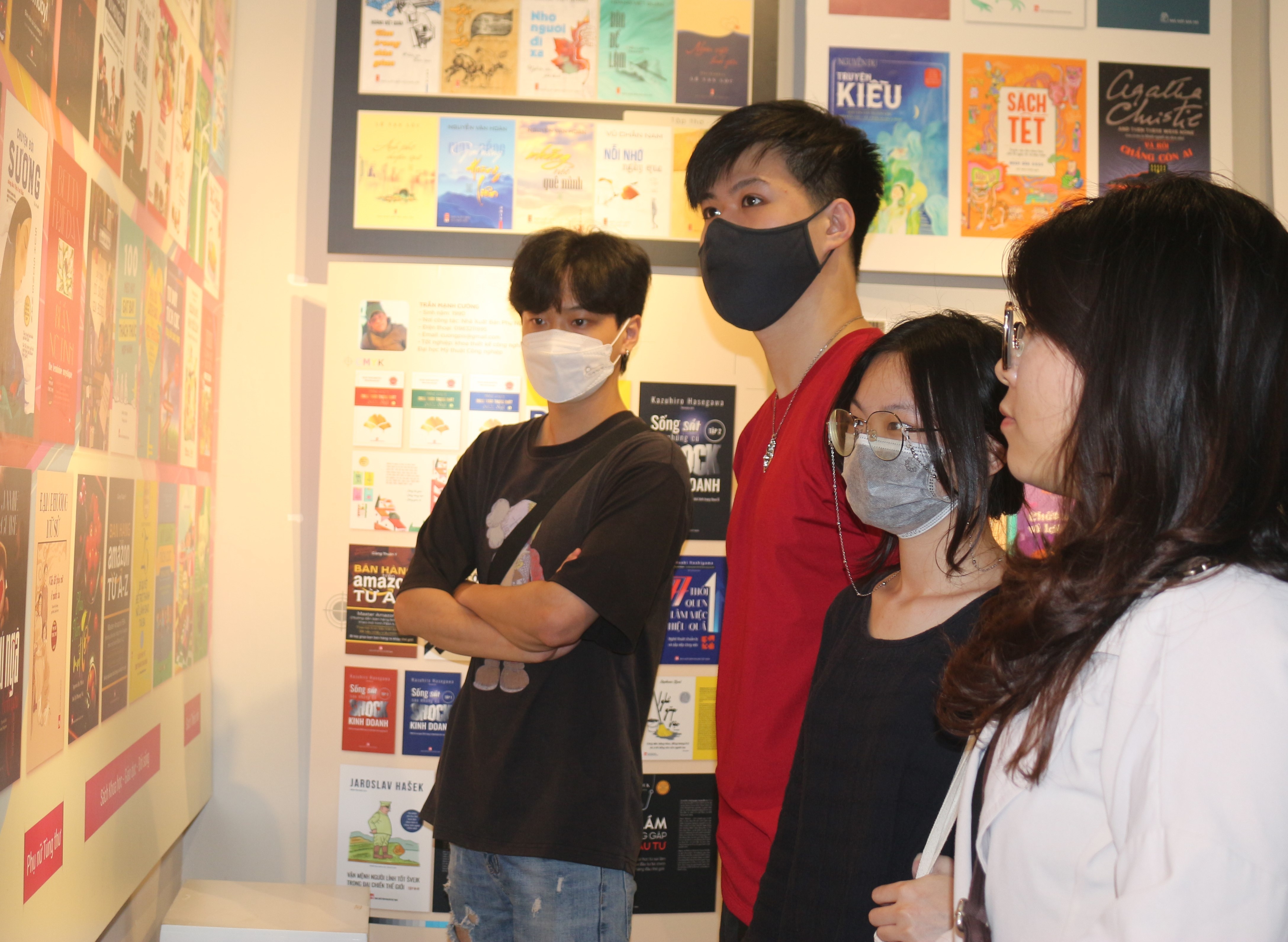 Cuoc giao duyen giua bia va noi dung sach hinh anh