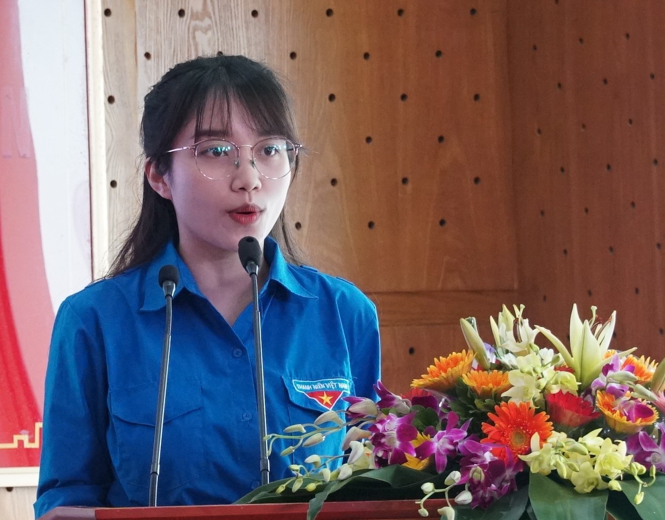 sach ve Bac Ho anh 2