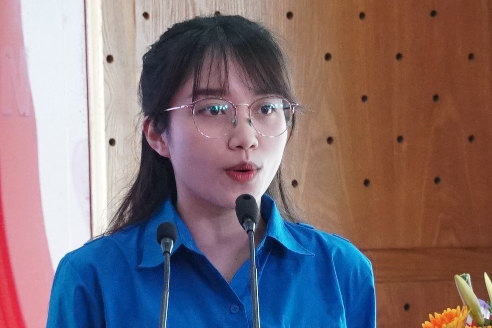 Phat dong cuoc thi gioi thieu sach ve Bac Ho hinh anh